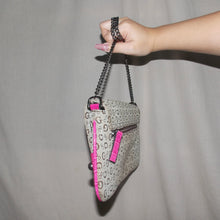 Load image into Gallery viewer, Vintage Guess pink monogram long chained strap bag
