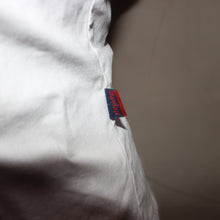 Load image into Gallery viewer, Davian pinkish white button snap top (S/M)
