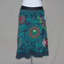 Load image into Gallery viewer, Desigiual midi skirt (L)

