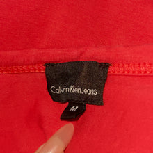 Load image into Gallery viewer, Calvin Klein red graphic tee (XS)
