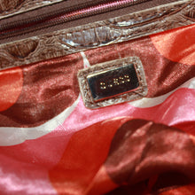 Load image into Gallery viewer, Vintage Guess buckle bag
