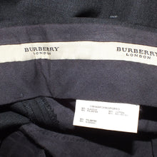 Load image into Gallery viewer, Burberry black classic trousers (W31)
