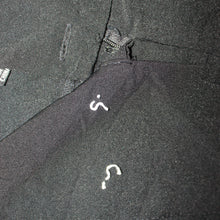 Load image into Gallery viewer, Buttoned black low waisted capri (W29)
