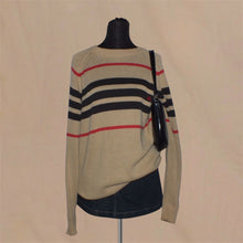 Load image into Gallery viewer, Burberry beige knitted stripped sweater (M)
