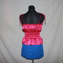 Load image into Gallery viewer, Ruched pink tank top (S)
