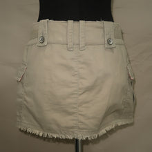 Load image into Gallery viewer, Trf co. cargo style midi skirt (W26)
