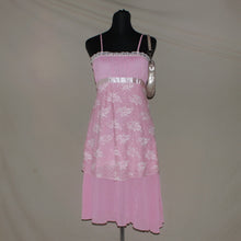 Load image into Gallery viewer, Pink laced patterned overlay midi dress (S/M)
