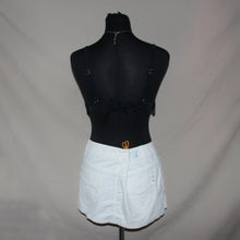 Load image into Gallery viewer, Power Flower black tassel top (M)
