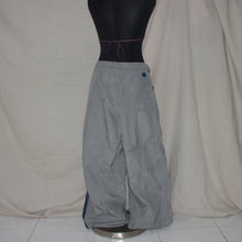 Load image into Gallery viewer, Vintage Nike balloon joggers (XL)
