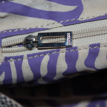 Load image into Gallery viewer, Vintage Guess monogram shoulder bag

