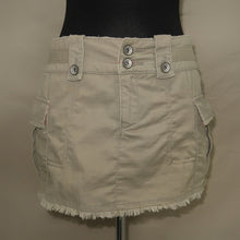 Load image into Gallery viewer, Trf co. cargo style midi skirt (W26)
