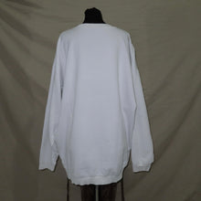 Load image into Gallery viewer, GYMSHARK white embroidered logo sweater (XXL)
