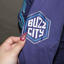 Load image into Gallery viewer, NBA Hornets graphic purple long sleeves (S)
