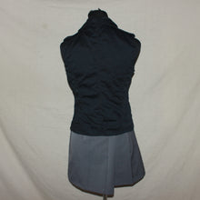 Load image into Gallery viewer, Button up black vest (XS/S)
