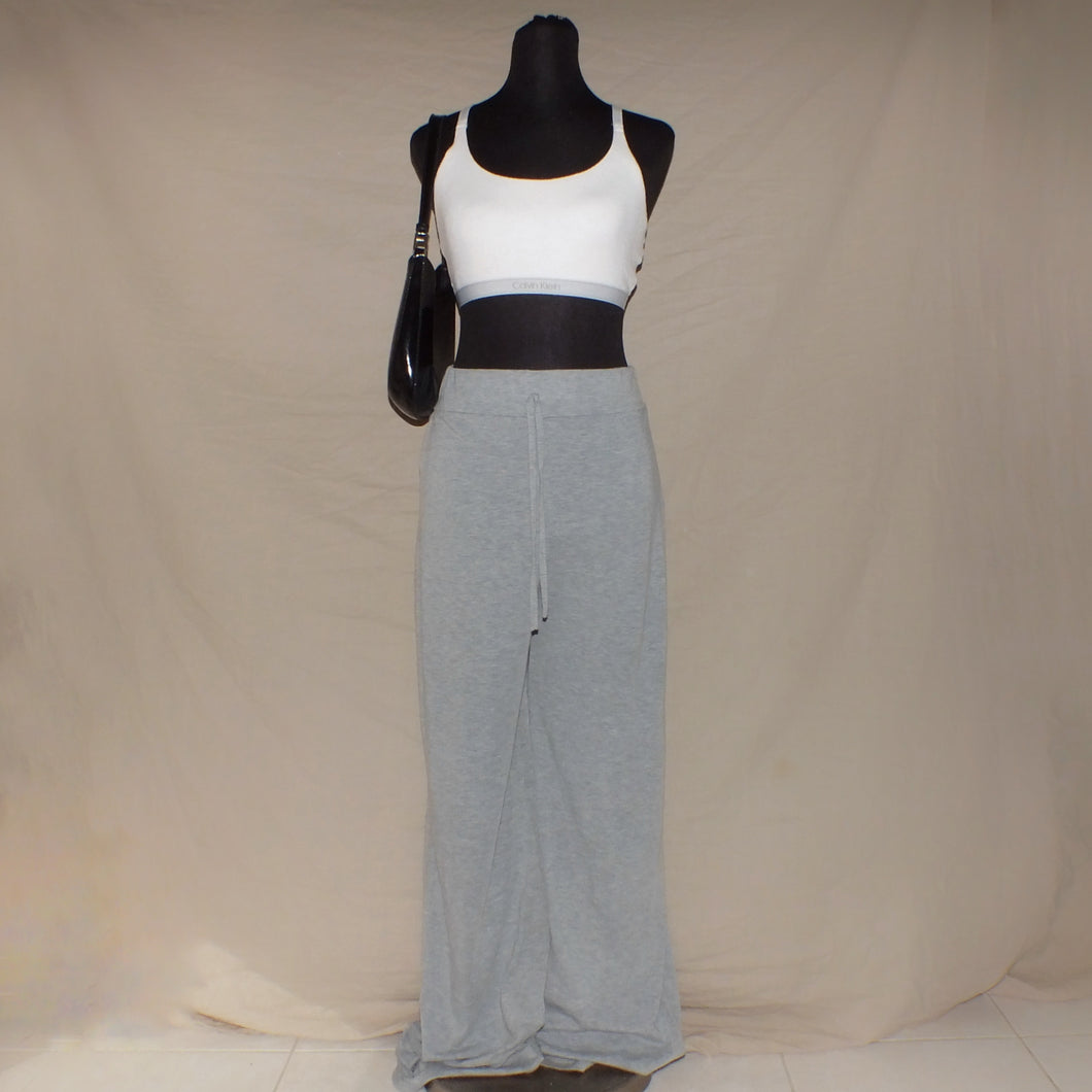 PrettyLittleThing gray sweats (S)