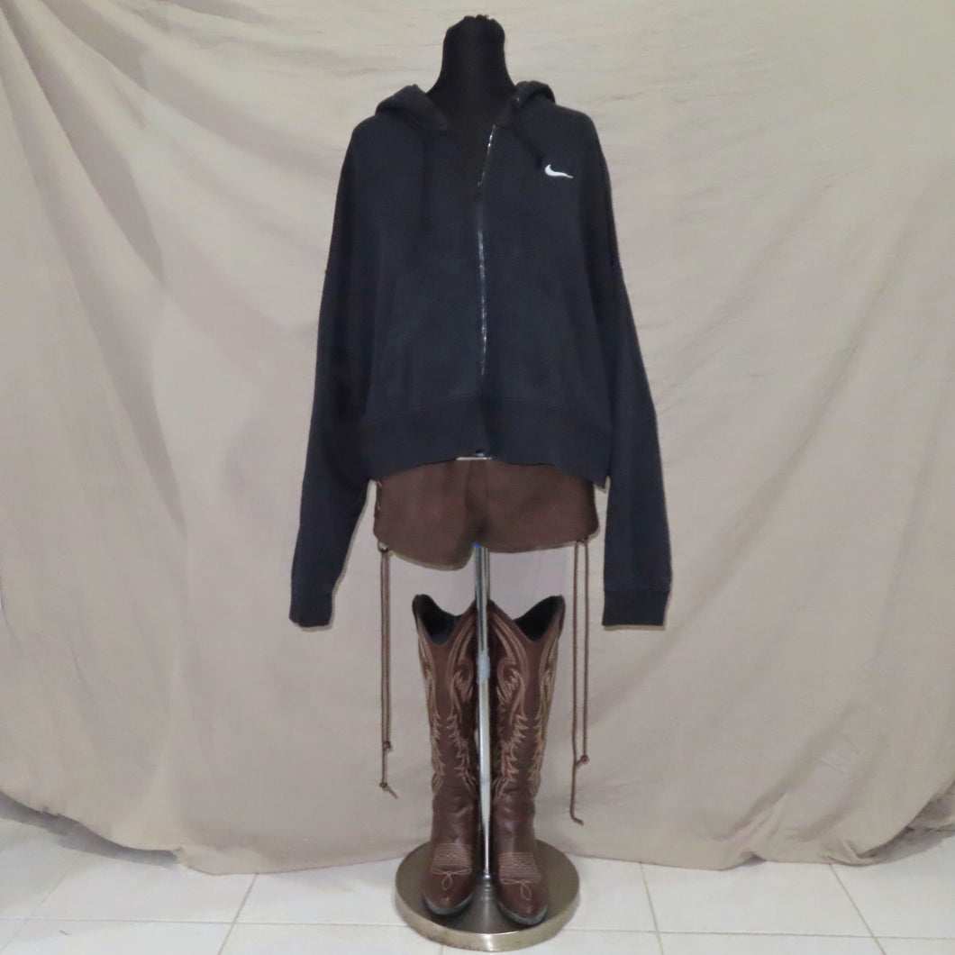 Nike black cropped zipped up hoodie (M)