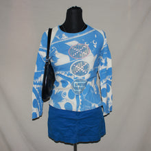 Load image into Gallery viewer, Asymmetrical patterned blue top (S)
