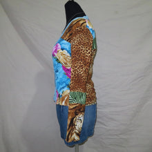 Load image into Gallery viewer, Floral cheetah print mesh button up top (S)
