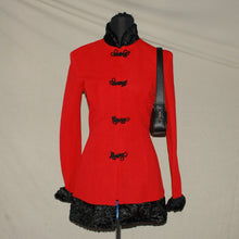 Load image into Gallery viewer, Red fitted coat with black faux fur (S)
