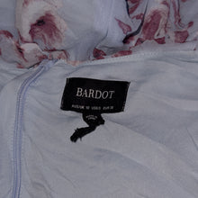 Load image into Gallery viewer, Floral ruched v-cut midi dress (S)
