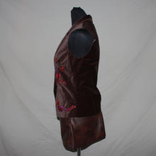 Load image into Gallery viewer, Brown velvet floral vest (S)
