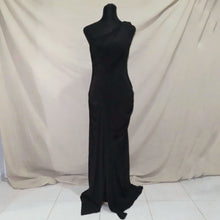 Load image into Gallery viewer, KDK London long black dress (M)
