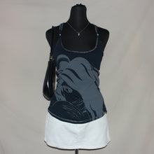 Load image into Gallery viewer, 2000s graphic black tank (S/M)
