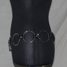 Load image into Gallery viewer, Chained circle pattern belt
