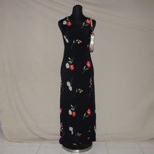 Load image into Gallery viewer, 90s inspired black floral maxi dress (S)
