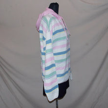 Load image into Gallery viewer, Stripped knitted sweater (M)
