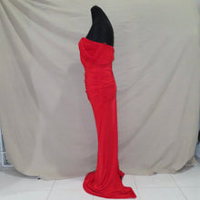 Load image into Gallery viewer, Ruched bright red tube long dress (M)
