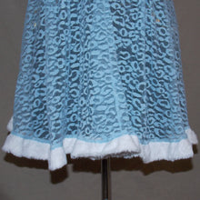 Load image into Gallery viewer, Baby blue laced puff nightie (S)
