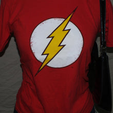 Load image into Gallery viewer, The flash graphic tee (XS)
