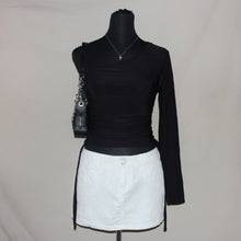 Load image into Gallery viewer, Pink Vanilla black ruched top (M)
