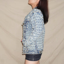 Load image into Gallery viewer, Denim patterned Jacket (M)
