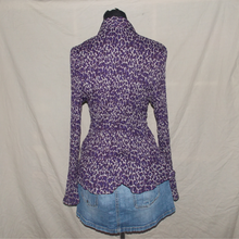 Load image into Gallery viewer, Purple cheetah print ruched mesh top (S)
