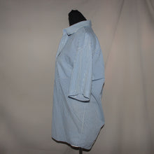 Load image into Gallery viewer, Ralph Lauren blue button up (L)
