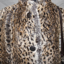 Load image into Gallery viewer, Jean Louis leopard print fur coat (L)
