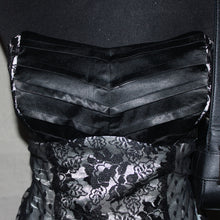 Load image into Gallery viewer, Dorothy Perkins floral laced tube dress (M)
