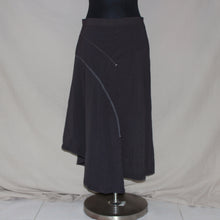 Load image into Gallery viewer, Asymmetrical midi skirt (M)
