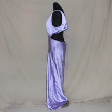 Load image into Gallery viewer, Purple asymmetrical cut long dress (M/L)
