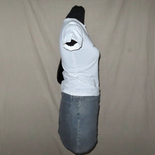 Load image into Gallery viewer, &quot;I ♥️ Juventus&quot; graphic white tee (XS)
