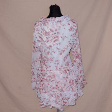 Load image into Gallery viewer, Floral ruched v-cut midi dress (S)

