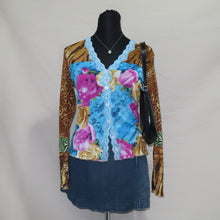 Load image into Gallery viewer, Floral cheetah print mesh button up top (S)
