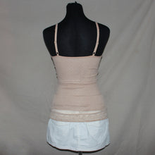 Load image into Gallery viewer, DKNY laced trip nude camisoles top (M)
