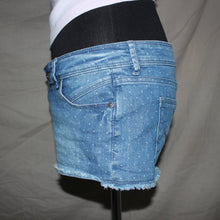 Load image into Gallery viewer, Roxy polka dot denim shorts (S)
