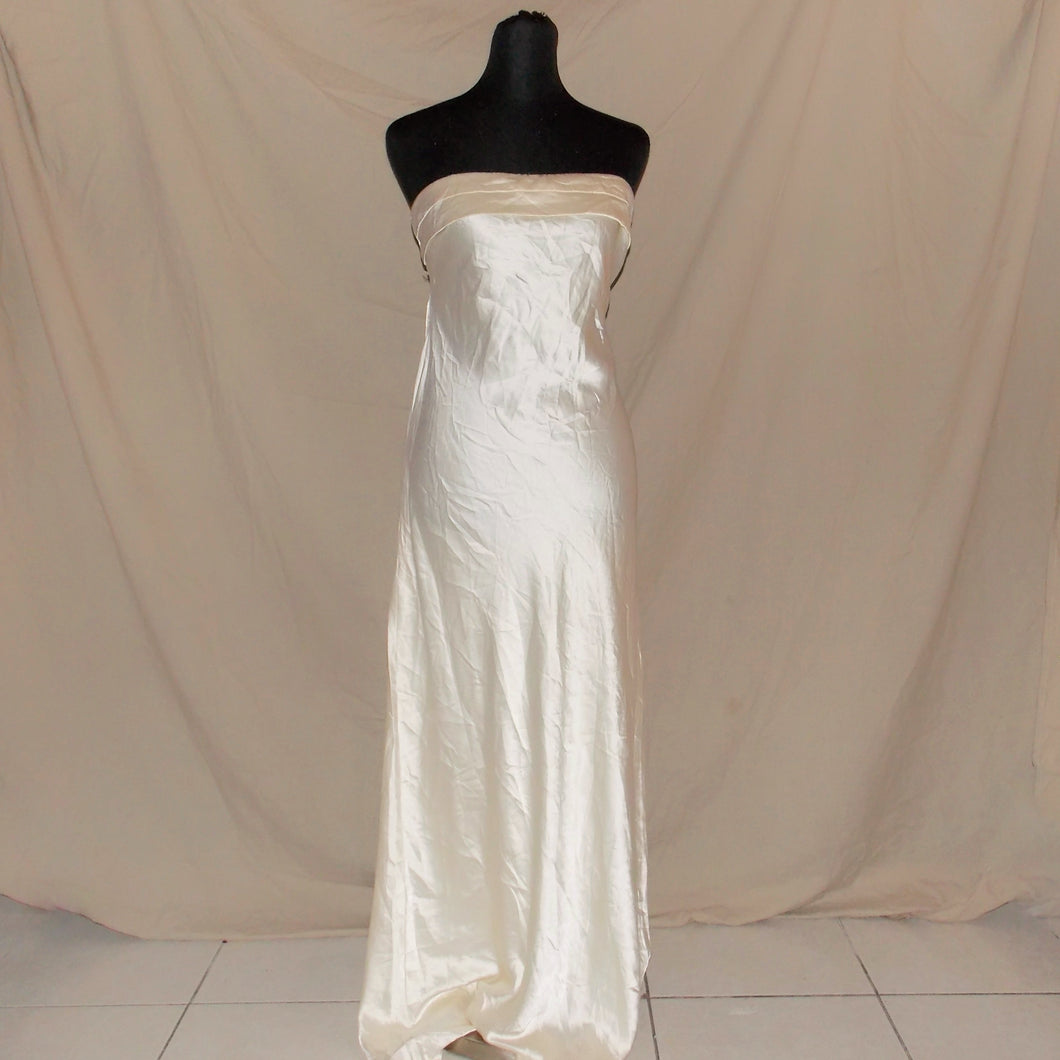 Billy J off-white tube satin type long dress (XL)