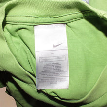 Load image into Gallery viewer, Vintage Nike graphic green tee (S)
