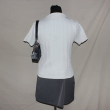 Load image into Gallery viewer, Knitted collard white top (M)
