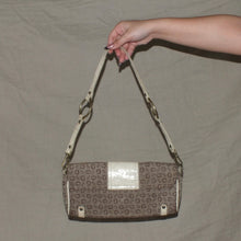 Load image into Gallery viewer, Vintage Guess monogram buckle pruse bag
